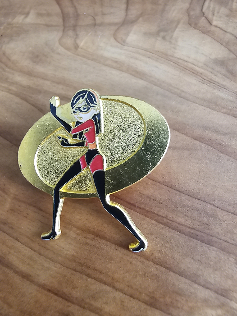 Disney Gold and Red Elastigirl Enamel Pin - Picture 3 of 4